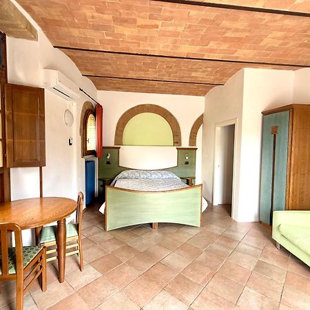 Bed & Breakfast Casale Gregoriano And Apartaments Сан-Джиміньяно Екстер'єр фото