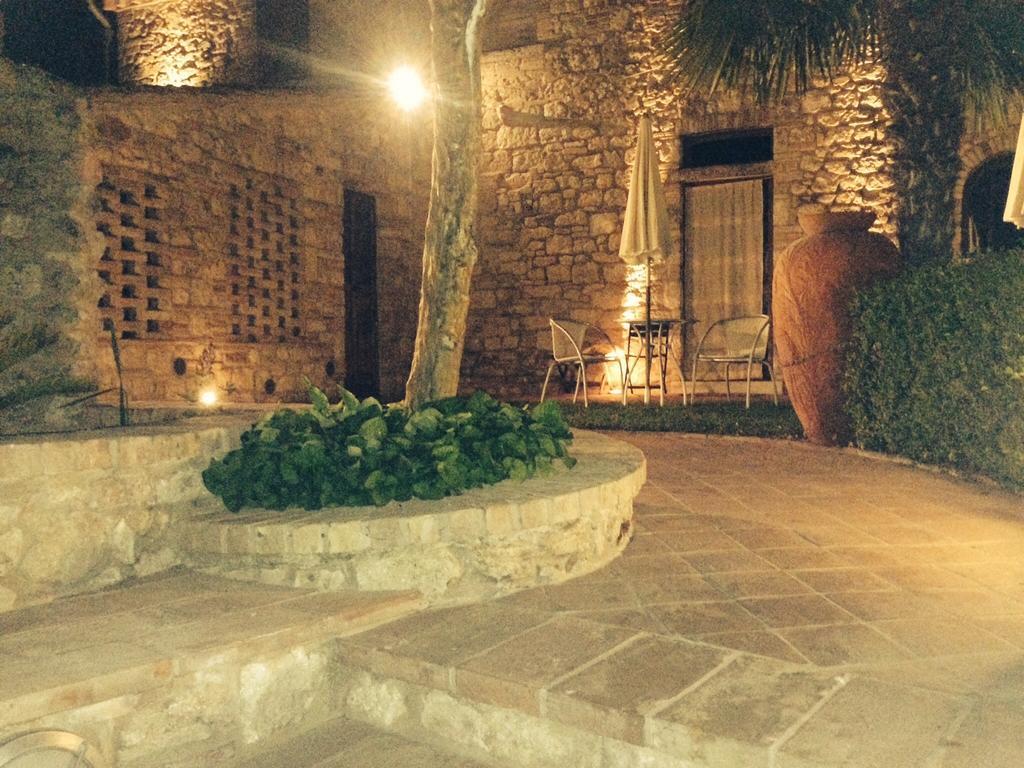 Bed & Breakfast Casale Gregoriano And Apartaments Сан-Джиміньяно Екстер'єр фото